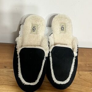 UGG‎ Lane Slip On Shearling Slippers Loafers Black Shoes Women's Size 6